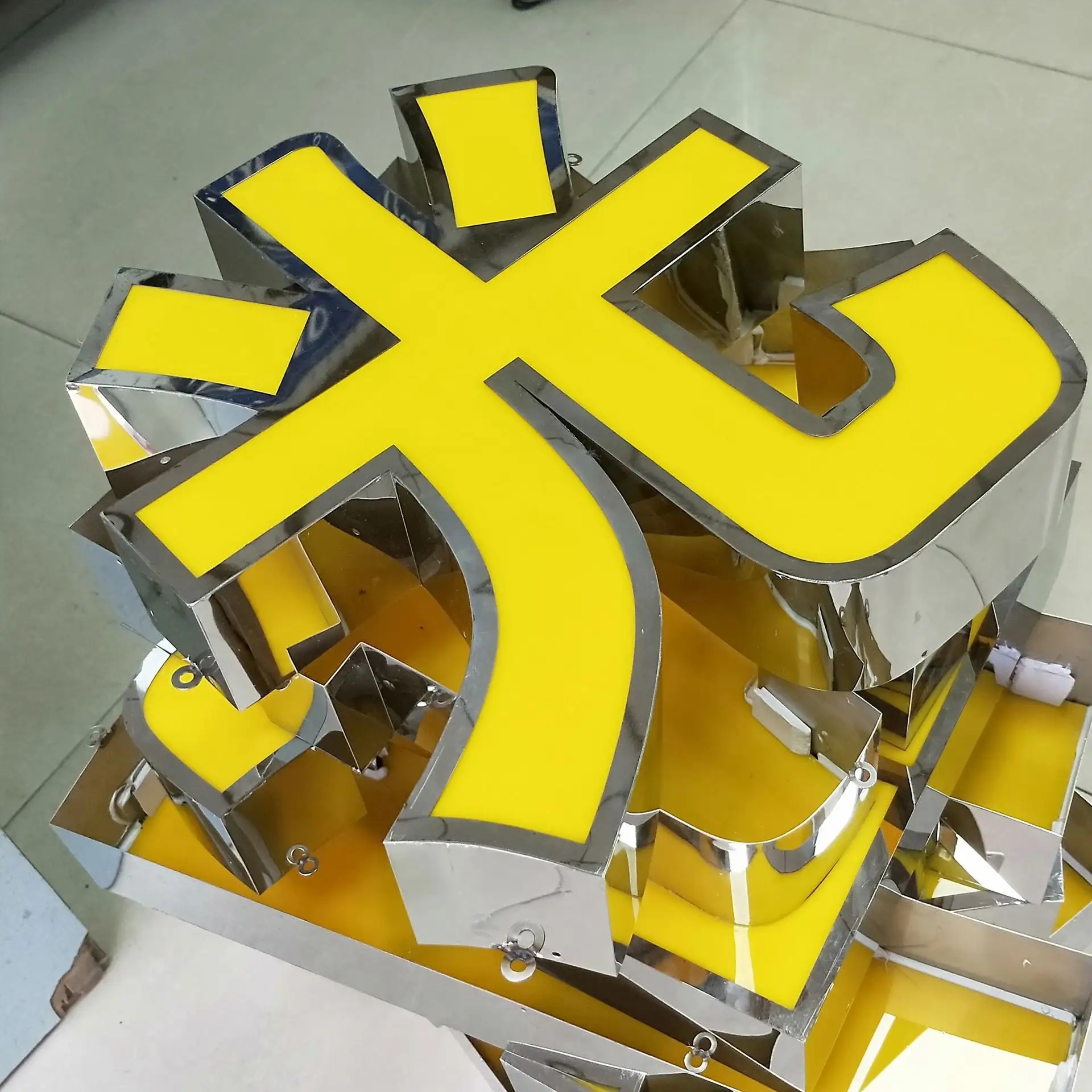 成都廣告公司發光字樱桃在线视频观看的基本要素分享